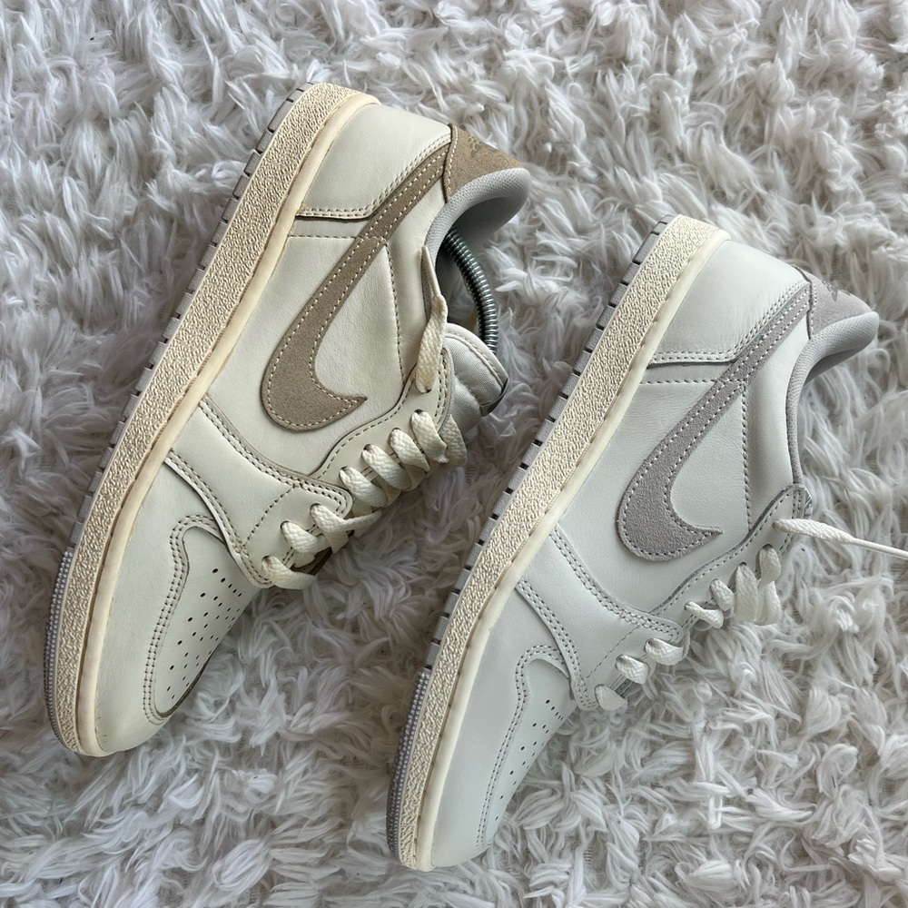 Air Jordan 1 Low '85 OG Custom Vintage ‘Neutral Grey' Sneakers, Size 10 - Picture 4 of 16